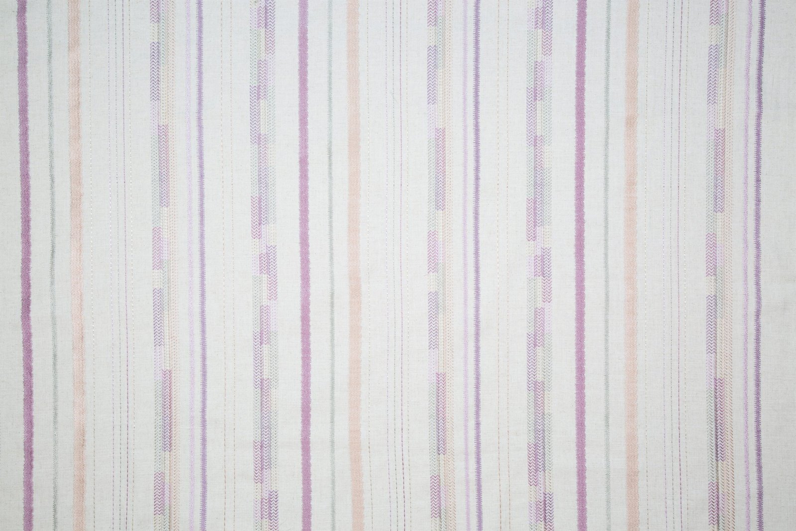 Iris_Amethyst-scaled IRIS – AMETHYST - Image 1